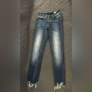 Trendy Blue Skinny Jeans with Frayed Hem